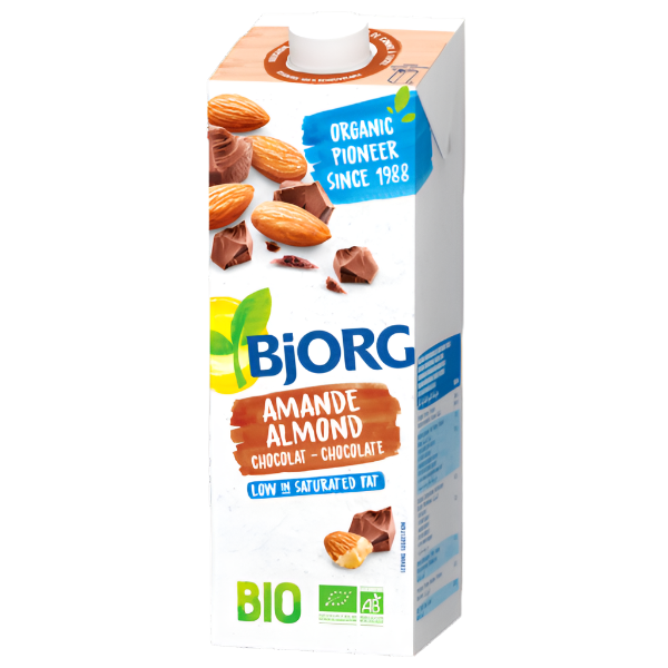 ALMOND-CHOCOLATE-MILK