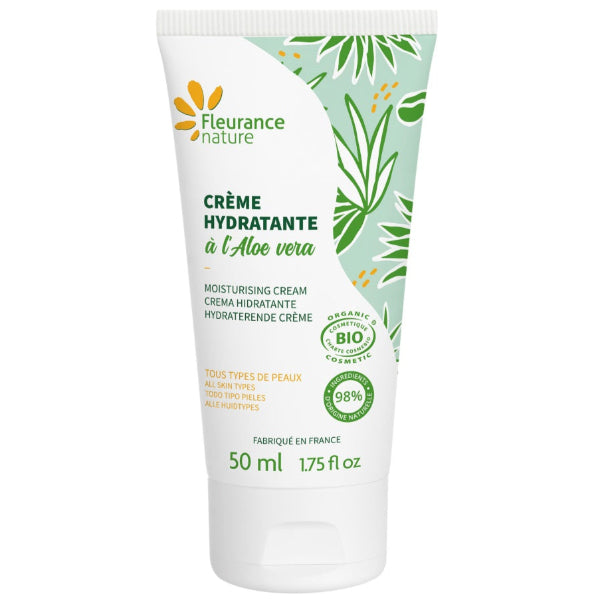 A light, organic face cream that hydrates and softens all skin types with aloe vera and shea butter.