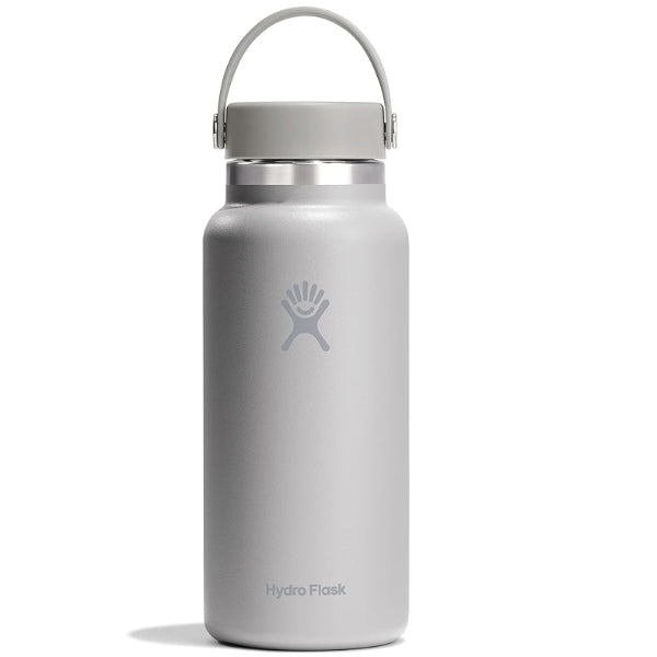 A 946 ml wide-mouth stainless steel bottle in Birch, offering reliable thermal insulation for drinks on any adventure