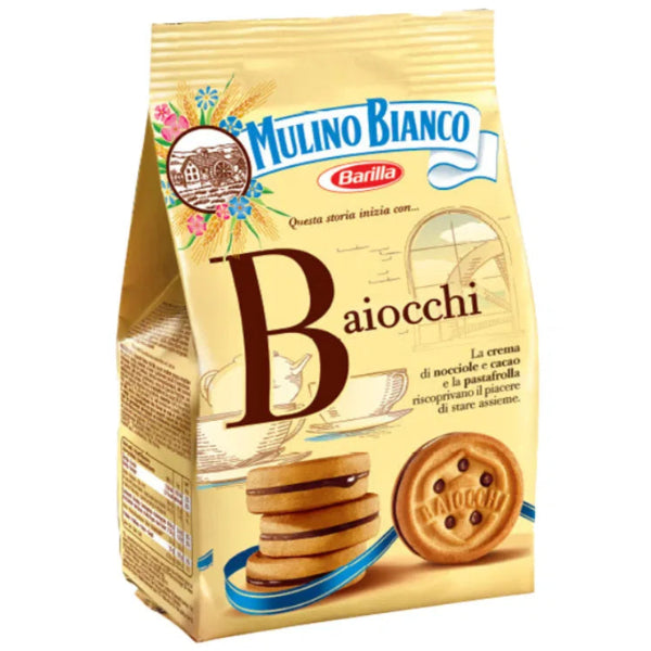 Delightful Italian cookies that feature a rich, creamy filling sandwiched between two soft, cocoa-flavored biscuits