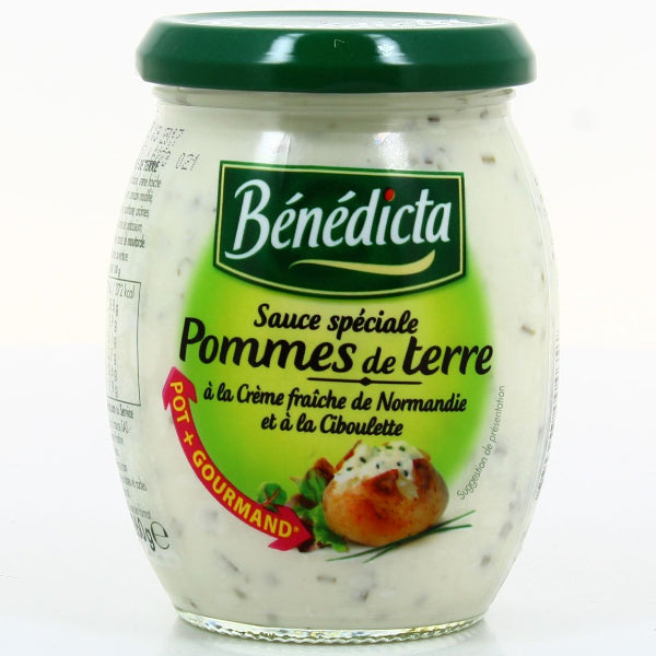 A creamy French sauce featuring fresh Normandy cream and chives