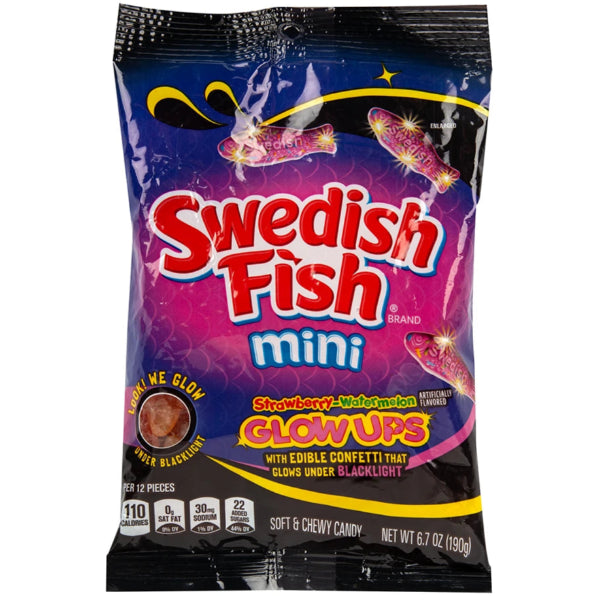 Delivers bite-sized, fruity fish candies with a fun, chewy texture that’s bursting with flavor