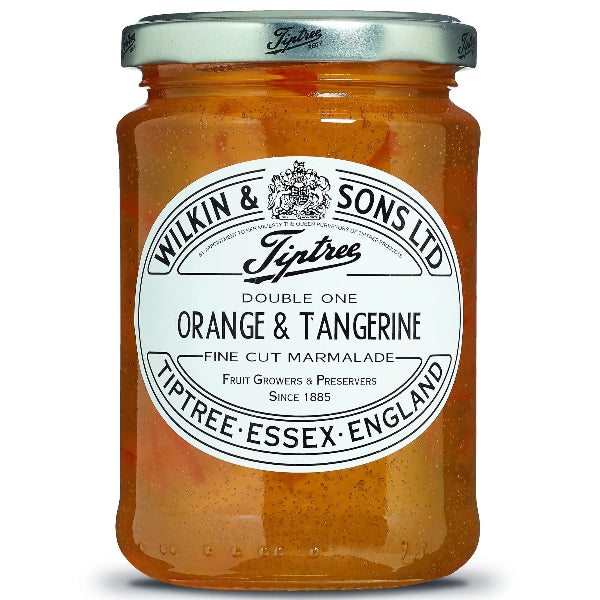 Combining sweet oranges and tangy tangerines for a zesty, flavorful spread.